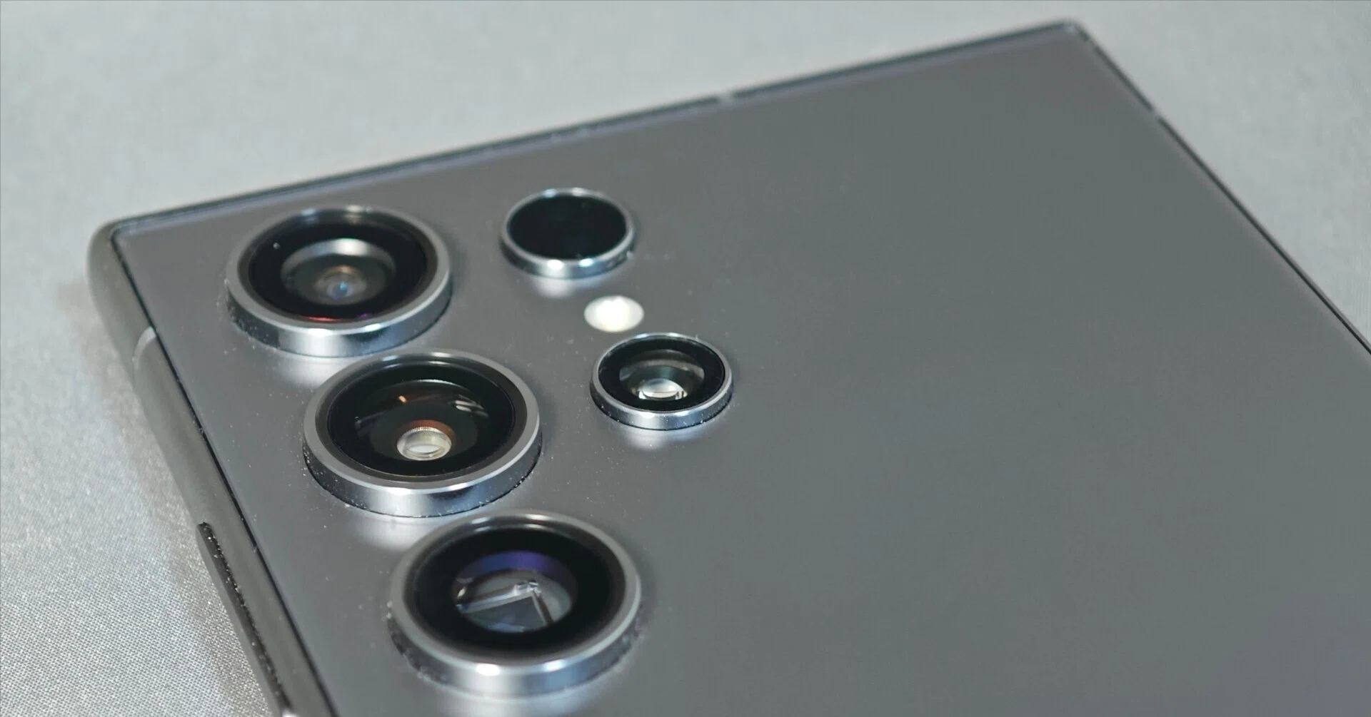 Galaxy S24 Ultra長期使用レビュー｜ゲームや普段の動作、カメラも非常