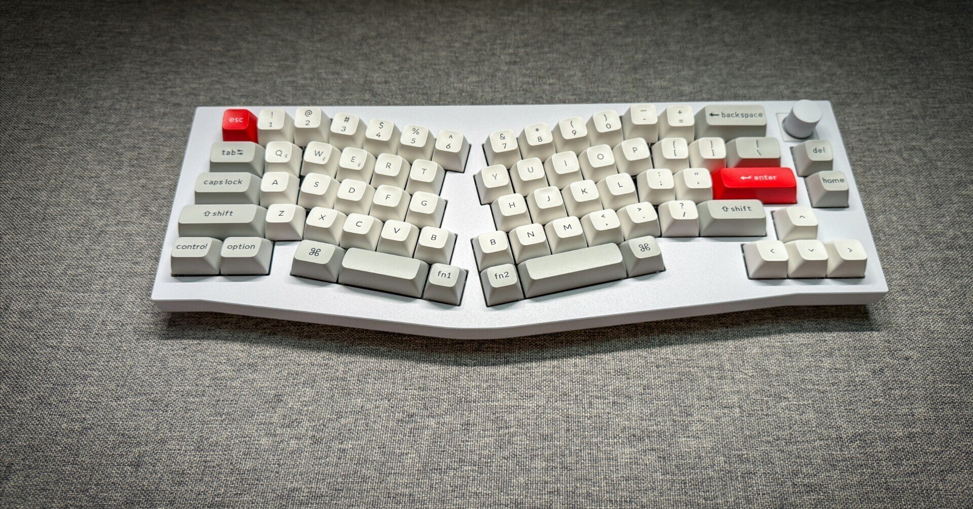 Keychron Q8 Pro (アリスレイアウトUS ANSI 配列） 赤軸