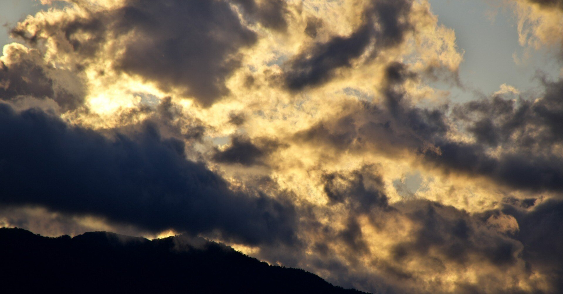 ブルックナー:交響曲第9番(第4楽章付/SPCM2012年補筆完成版) ラトル… 交響曲第9番～石原勇太郎による第4楽章補筆完成版 坂入健司郎