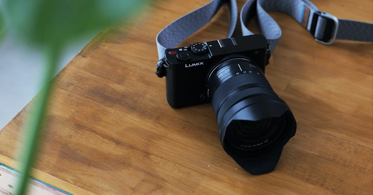 散歩タイポグラフィ【LUMIX S9】カメラ片手に 金沢市民芸術村-香林坊 