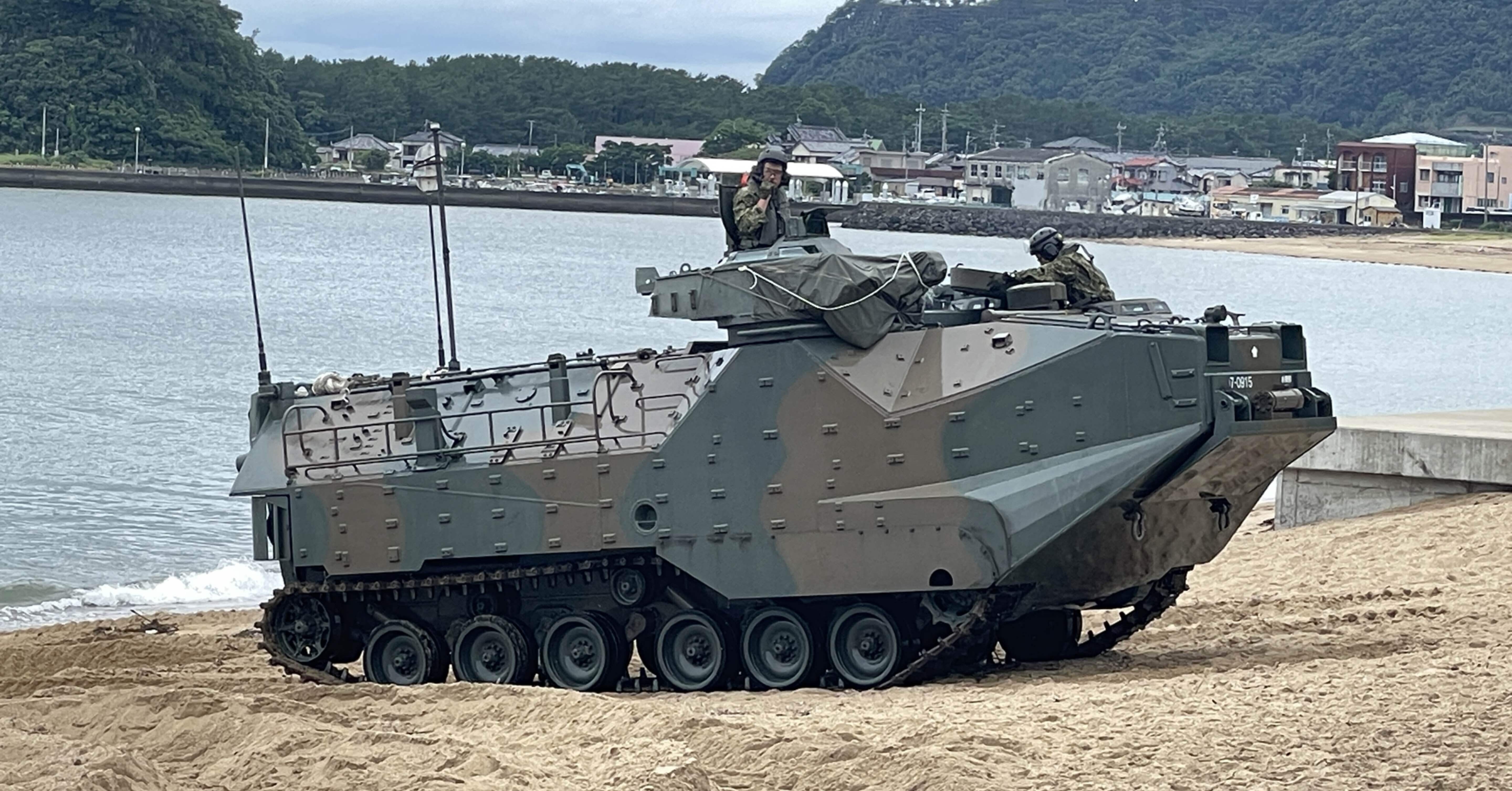 水陸機動団 AAV7 水上訓練見学（防衛モニター招待）｜MAG
