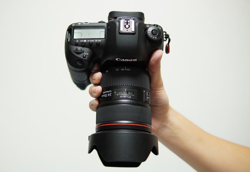 レンズ Ef24 70mm F2 8l Ii Usmとバッテリーグリップbg Eを手放した話 Naoya Tsuji Note レンズ Ef24 70mm F2 8l Ii Usmとバッテリーグリップbg Eを手放した話 Naoya Tsuji Note