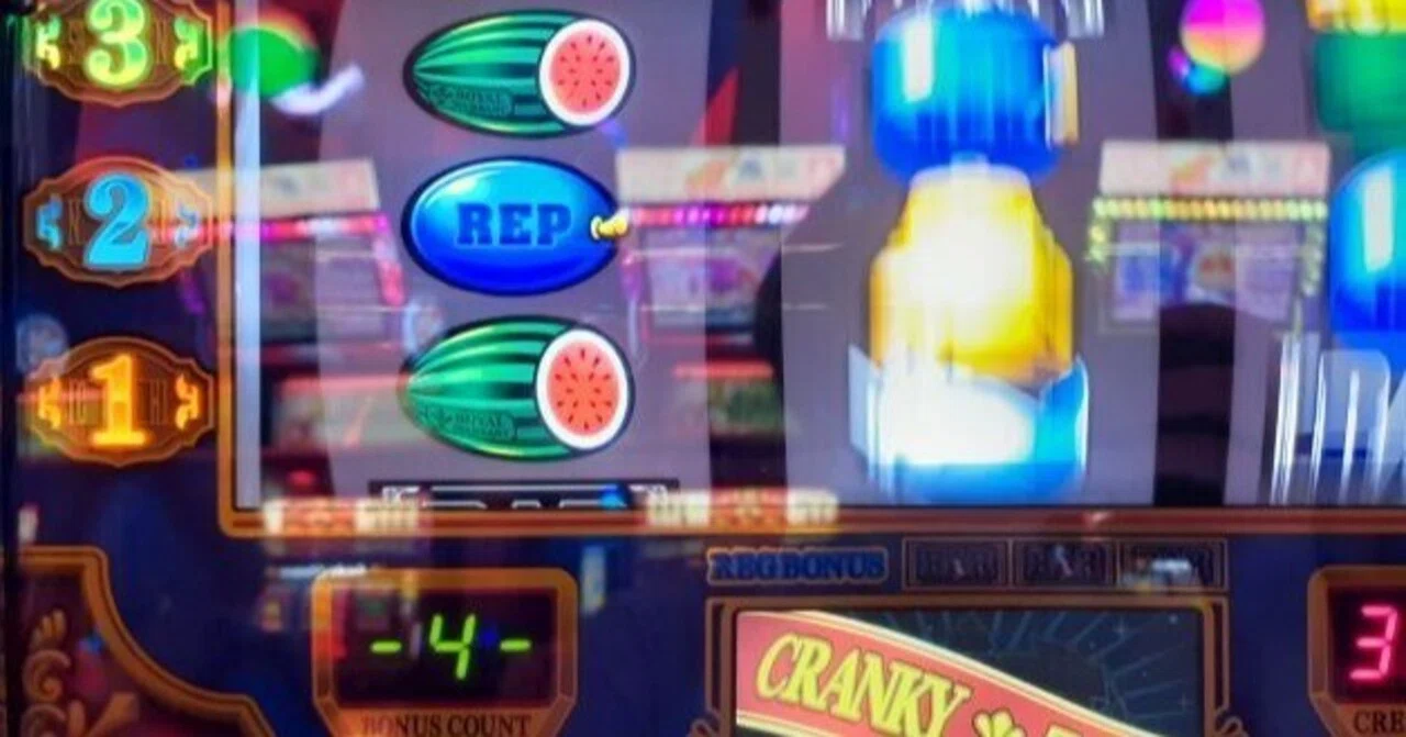 クランキークレスト200,000ゲーム廻してみた｜かえるくん