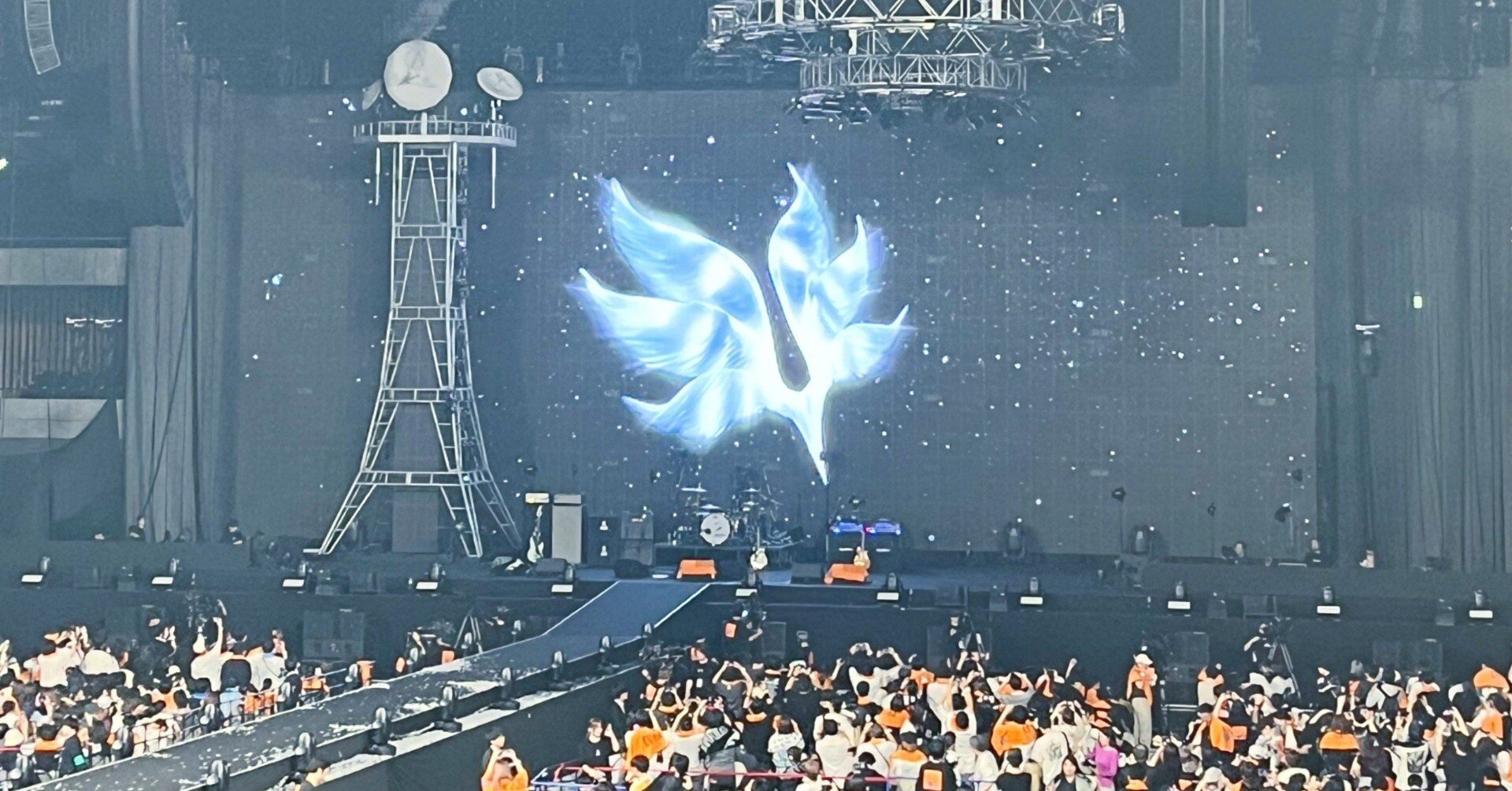こんな魔法のような夜に 君と一緒で良かった》 BUMP OF CHICKEN