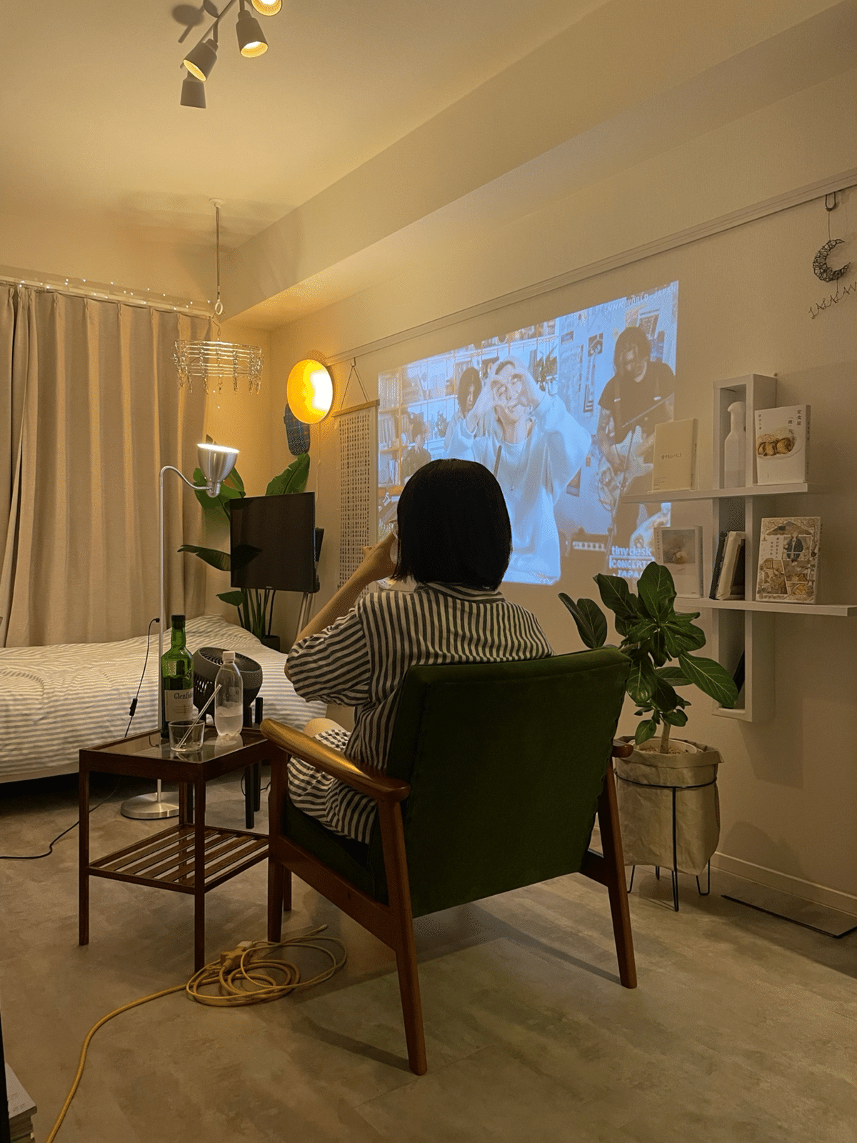 IKEA VARMBLIXT LEDウォールミラーランプ 味わい深い