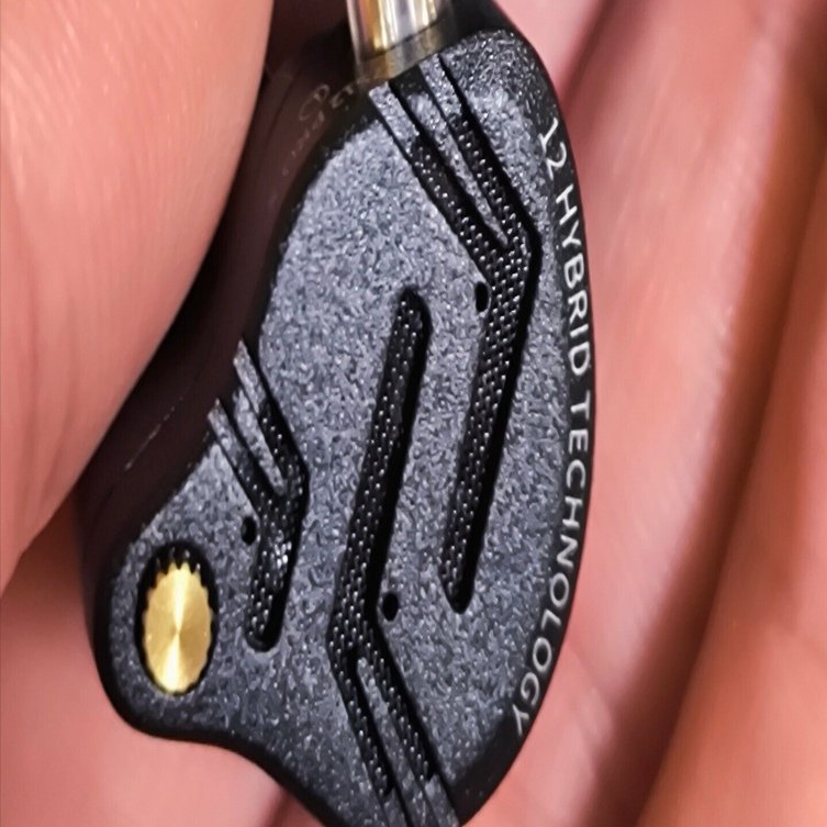 KZ ZS12 Pro XはZS6以来久々のKZ ZSシリーズ全金属イヤホン SW付き #PR