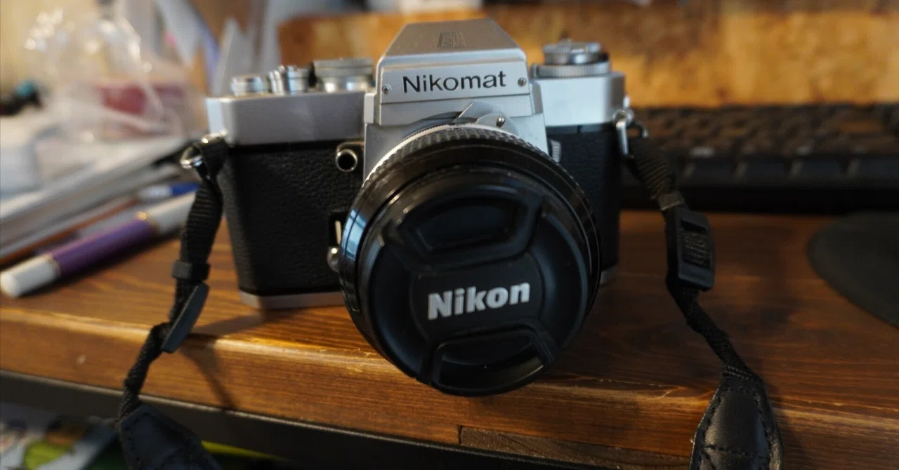 一眼レフフイルムカメラ 2台まとめて (2025年版】APS-C搭載一眼 一眼レフフイルムカメラ 2台まとめて (2025年版】APS-C搭載一眼