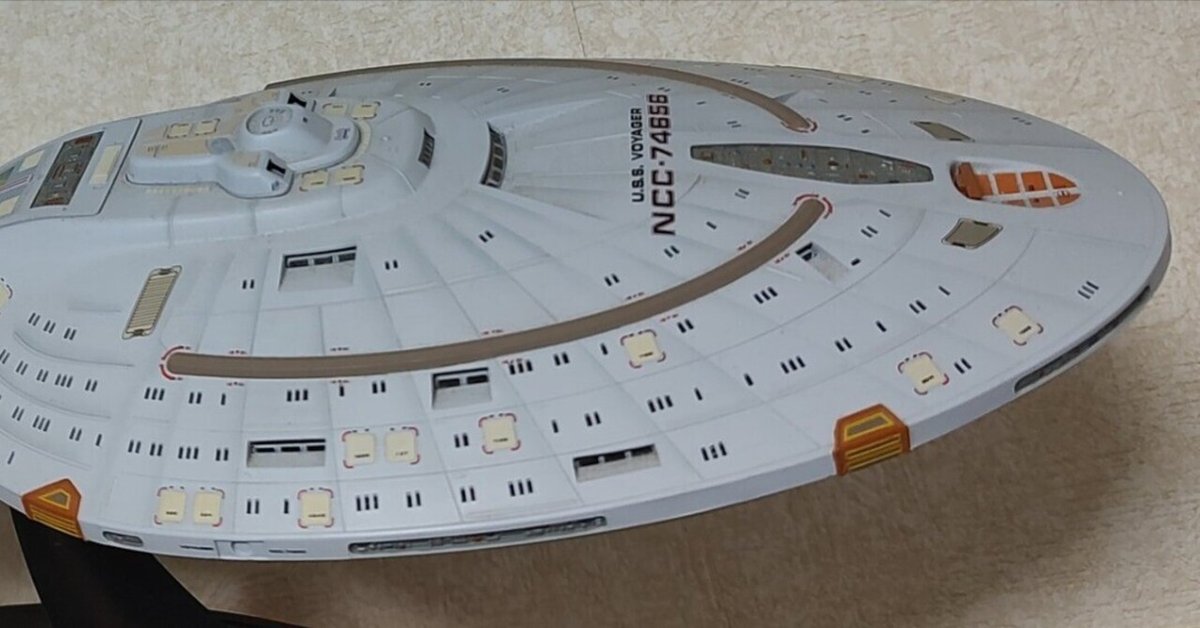 モノダマシイ 017 「BANDAI 1/850 U.S.S.ヴォイジャー NCC-74656」｜ぐらぼま (何時まで続くか毎日更新)