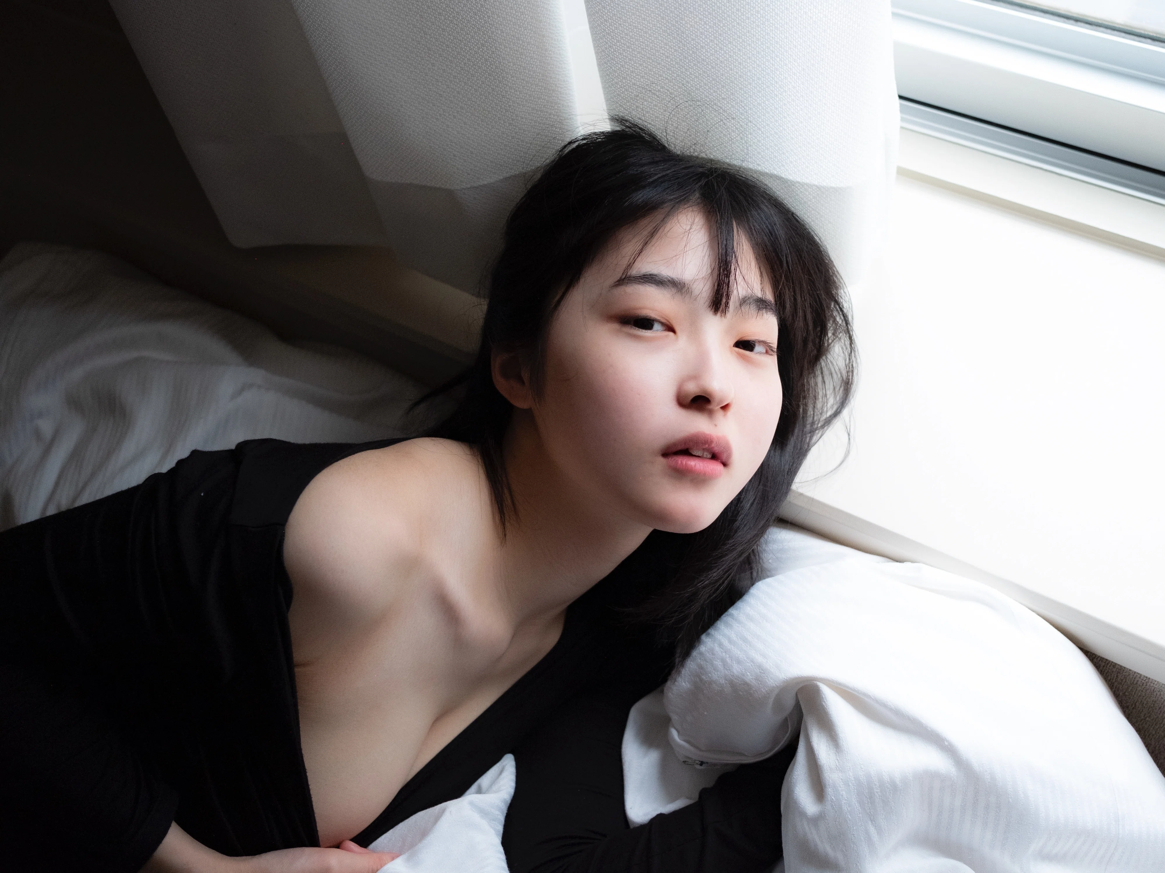 少 女 礼 讃 ｜#181｜隙間｜2160-2166｜青山裕企