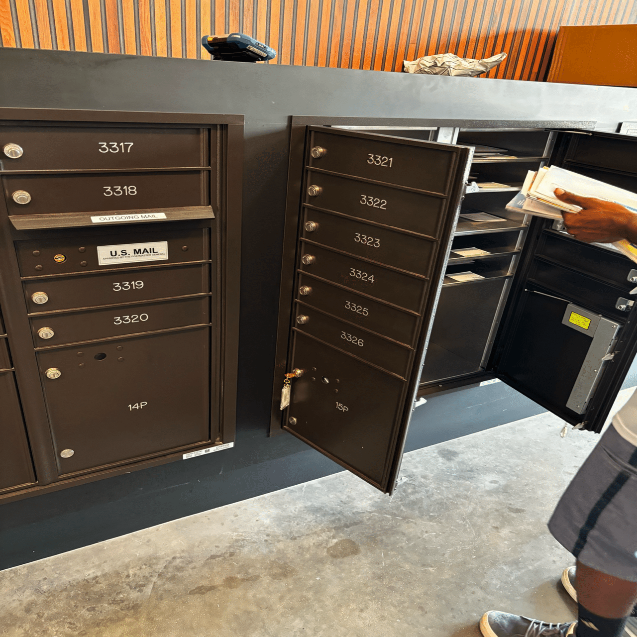 アメリカのアパートの郵便受けが不思議だった｜ふゆ