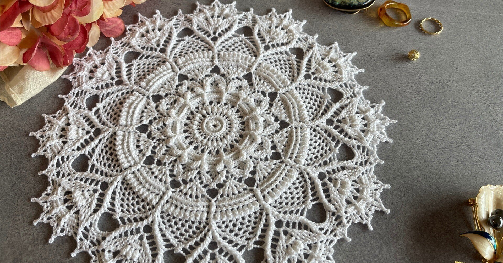 レース編みドイリー・*☆handmadeNo.363・*☆ ☆・*レース編みドイリーhandmadeNo.・*☆