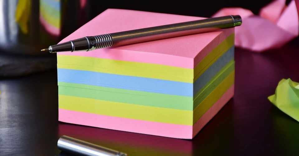 付箋を使ってタスク管理をする場合のちょっとした工夫をご紹介 Takk 社内pmo Note