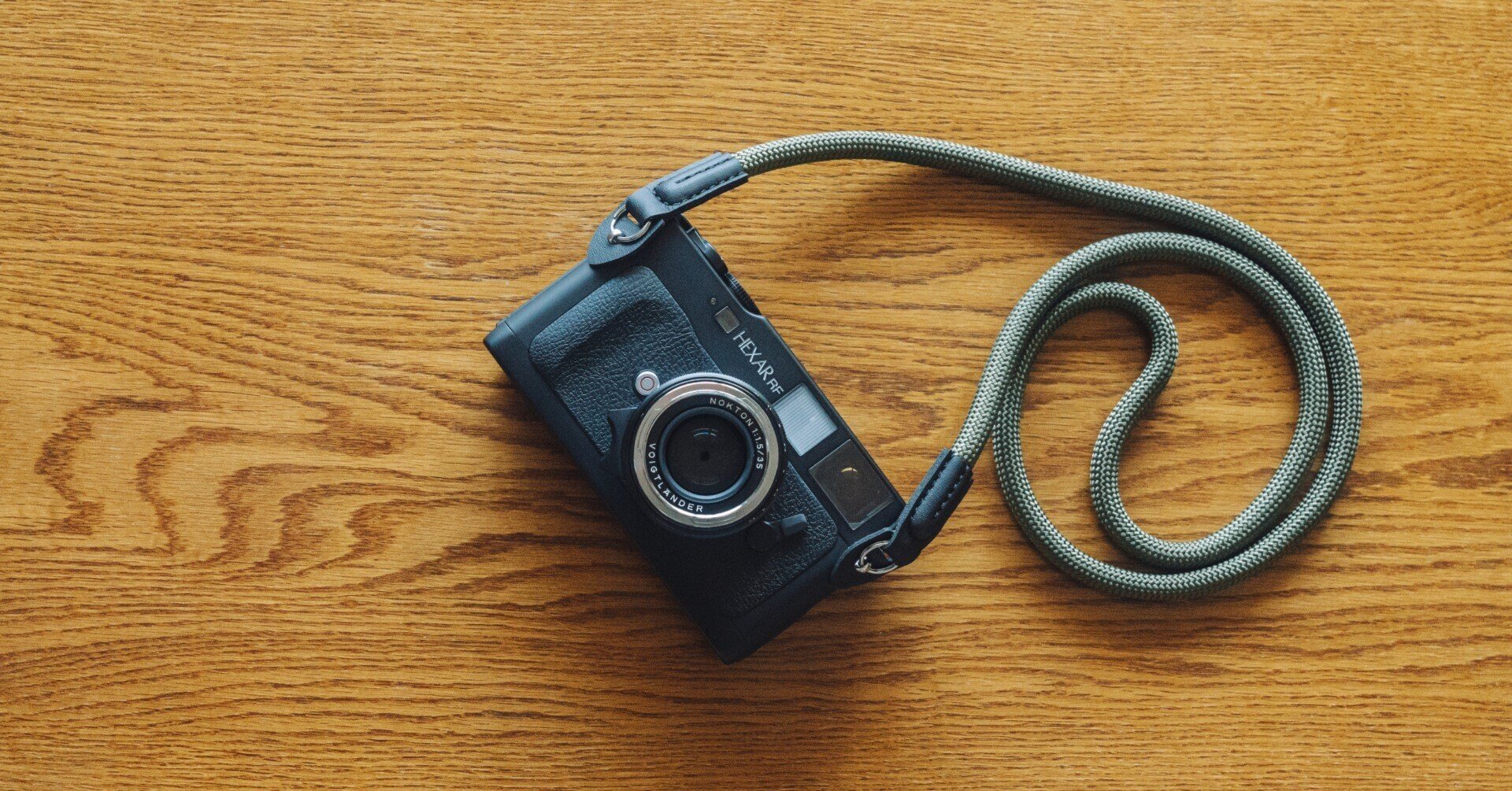 その気にさせてくれるカメラ【コニカ HEXAR RF】|Chappy その気にさせてくれるカメラ【コニカ HEXAR RF】|Chappy