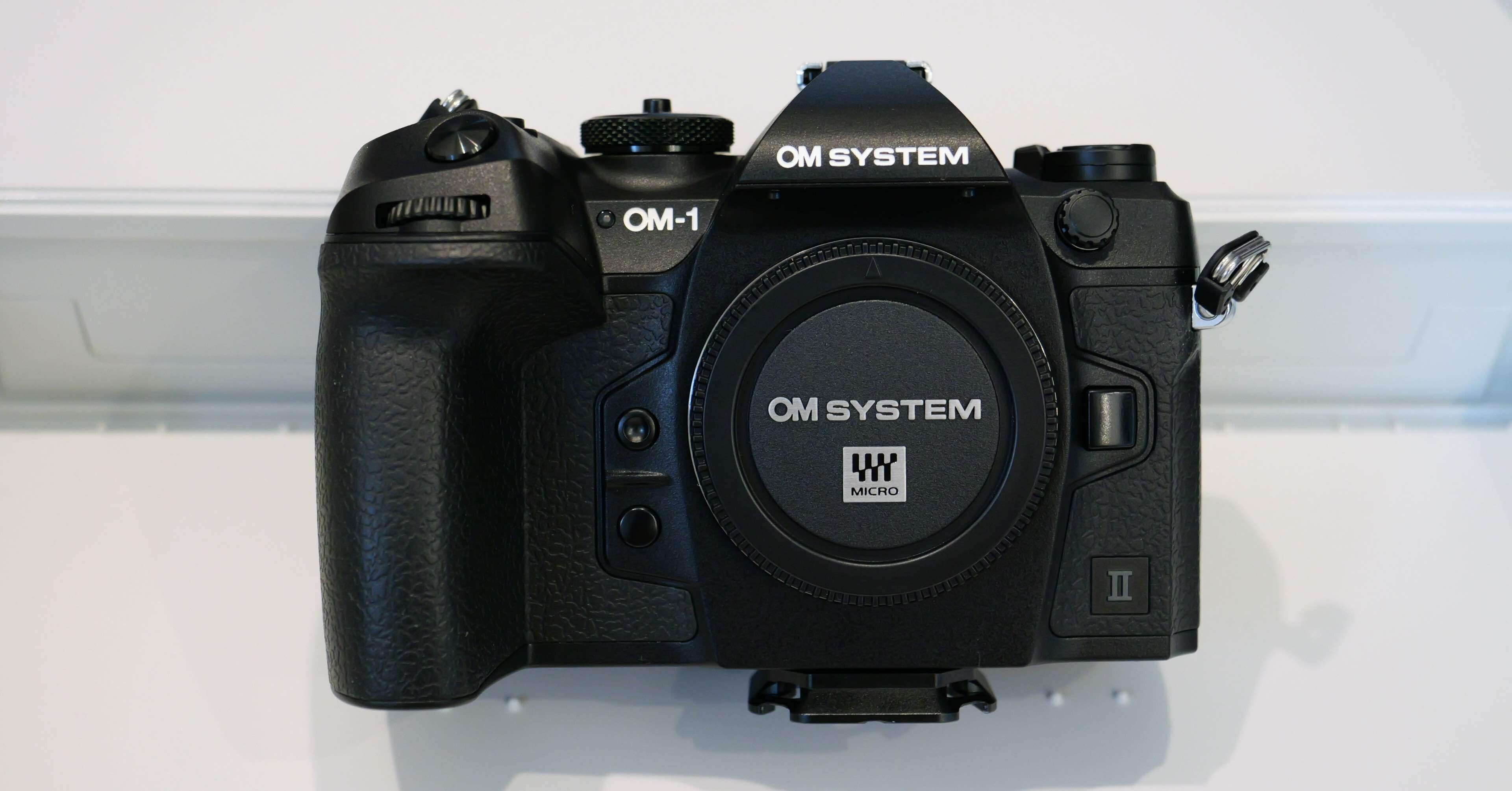 OM-1MARKIIレビュー【外観・設計デザイン編】｜まつ