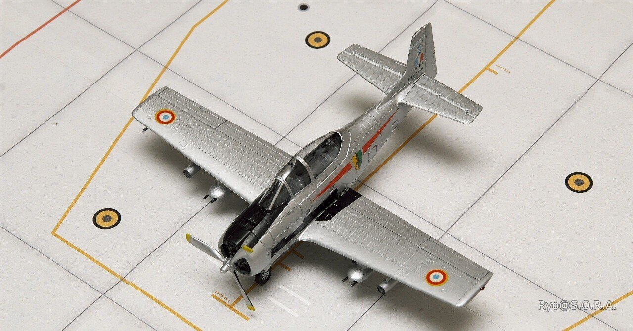 プラモデル製作記 エレール 1/72 T-28 トロージャン 