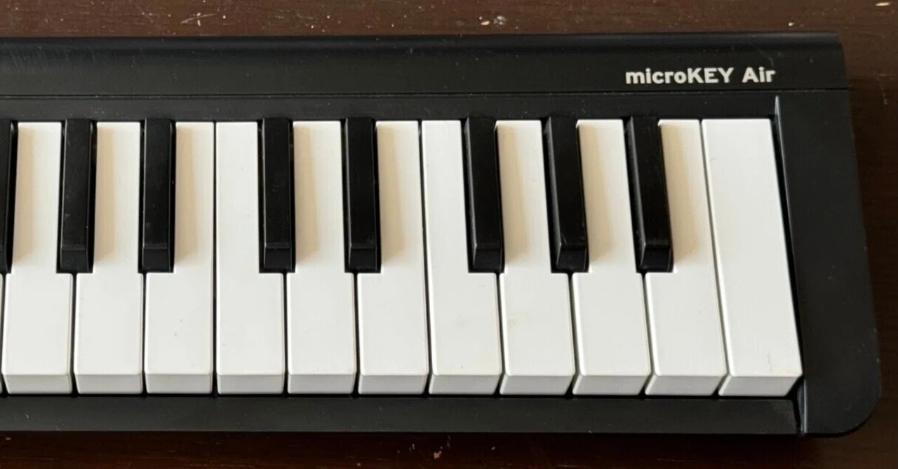 MIDIキーボードもワイヤレスにしたい - KORG microKEY2 Air｜Croquette