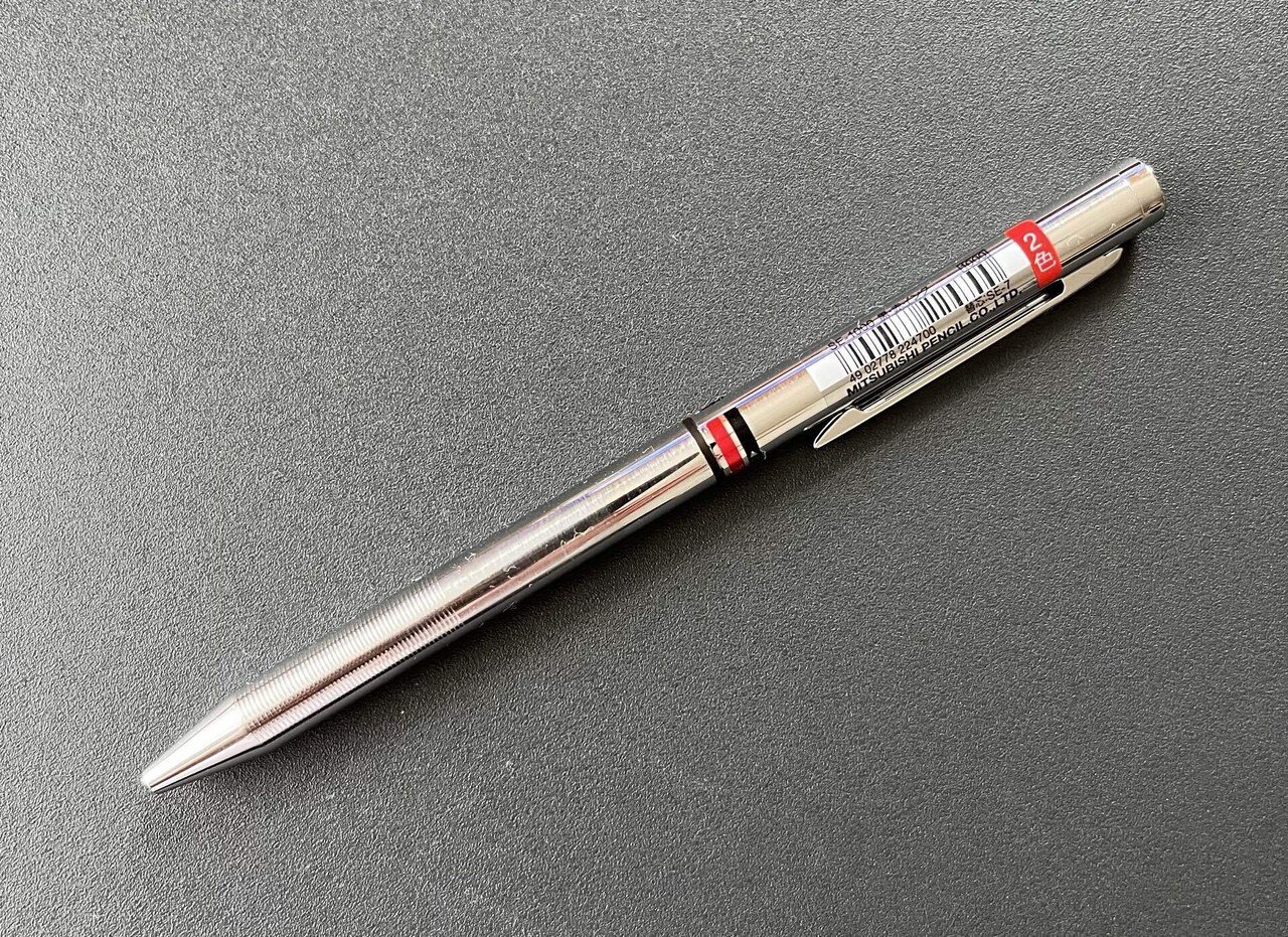 いぶし銀でアノニマスな2色ボールペン「三菱鉛筆 SE-800/SE