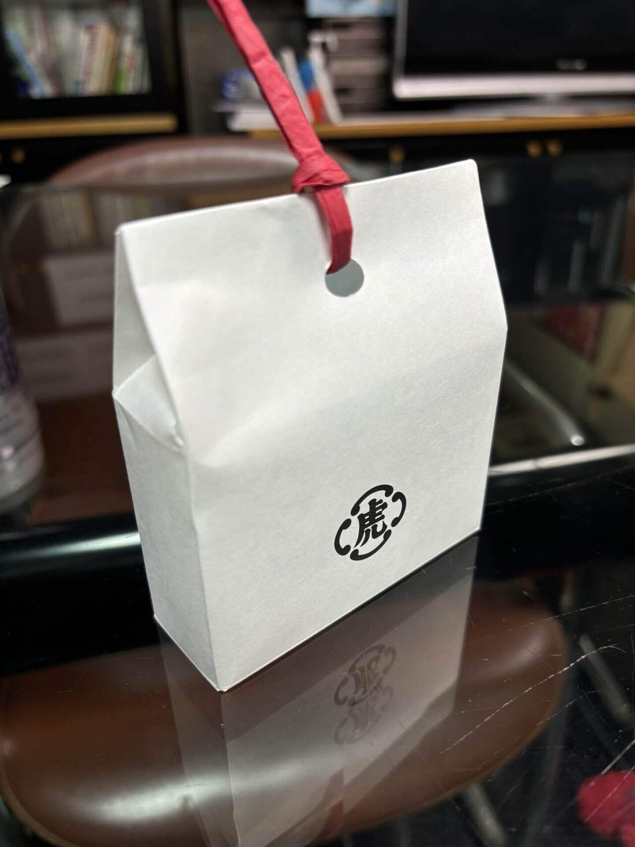 虎屋　羊羹3本セット　未開封 虎屋 小型羊羹 3本セットの通販 by ころん's shop｜ラクマ
