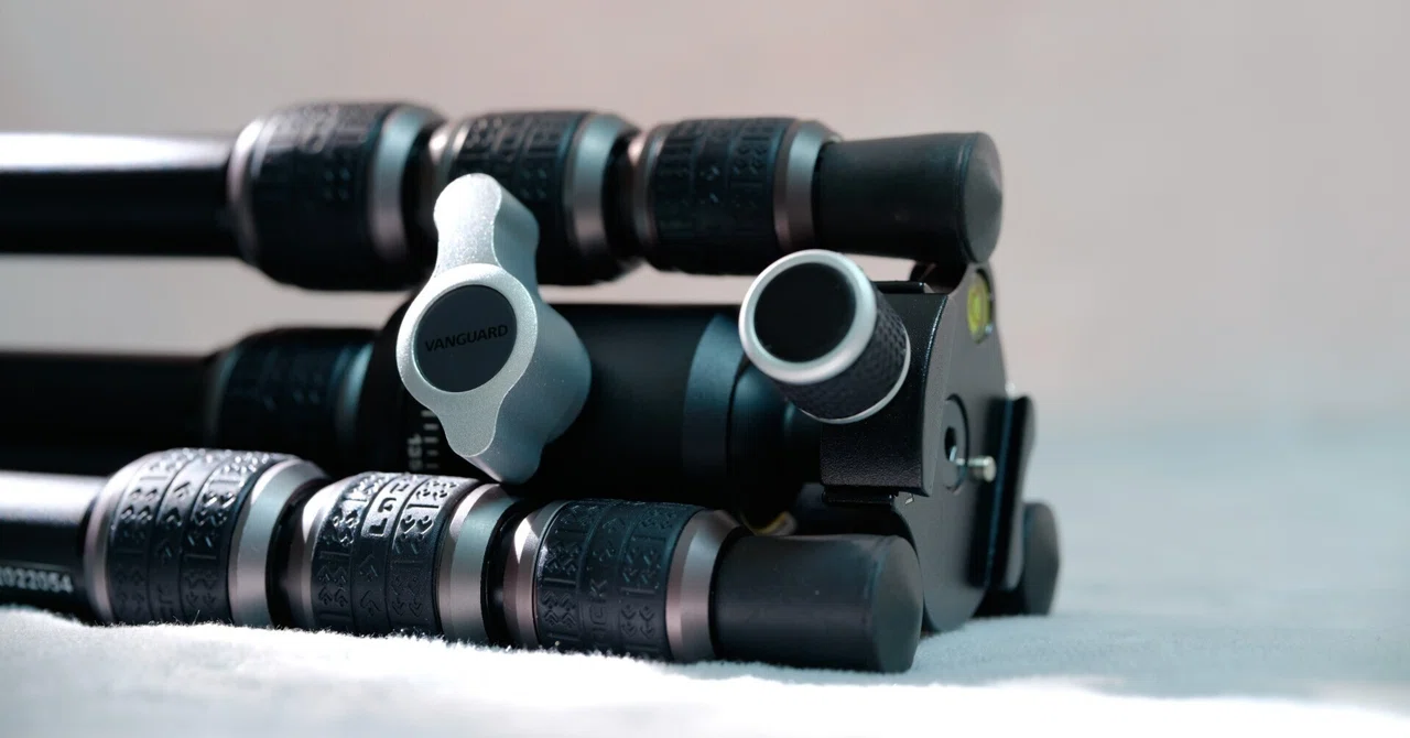 [Review] VANGUARD VEO 3T 204ABP Travel Tripod Under 10,000 Yen｜プラナリア