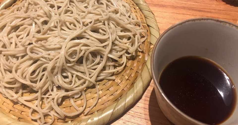 〆は蕎麦の日本酒が美味しい店で日本酒を飲まずに帰った 踊り場 Note