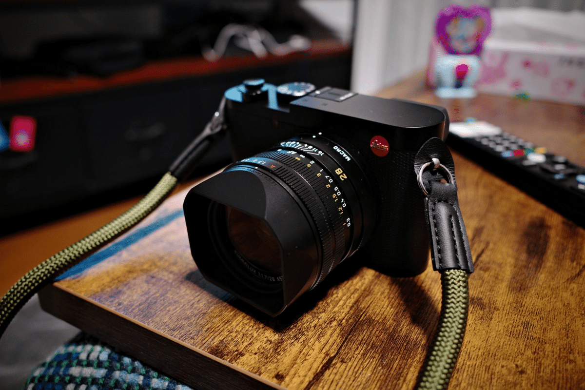 LEICAQ3に付けるストラップが届いた。|りょい LEICAQ3に付けるストラップが届いた。|りょい