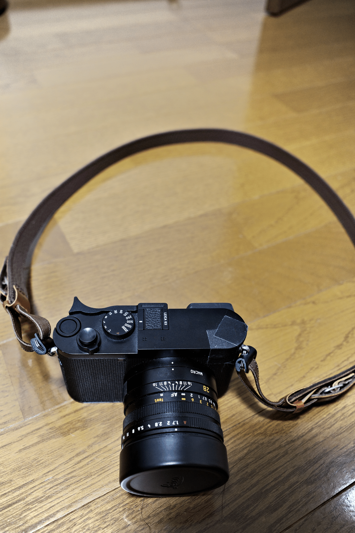 LEICAQ3に付けるストラップが届いた。|りょい LEICAQ3に付けるストラップが届いた。|りょい