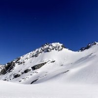 square_middle_e760f491f10330d1