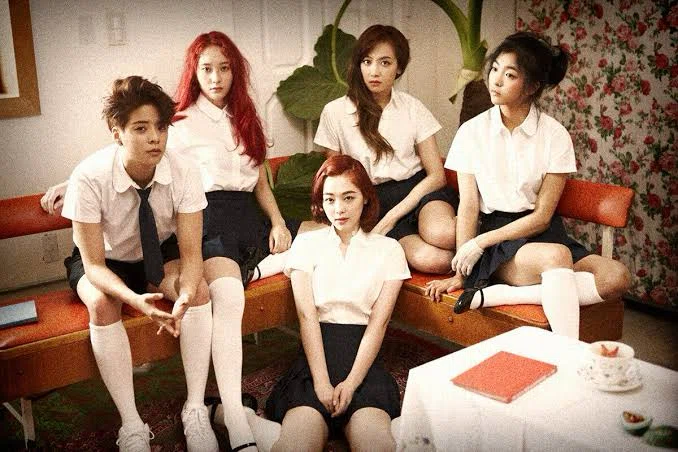 独創的な世界観で導く、ゆめかわメルヘンソング f(x)『Shadow』【K