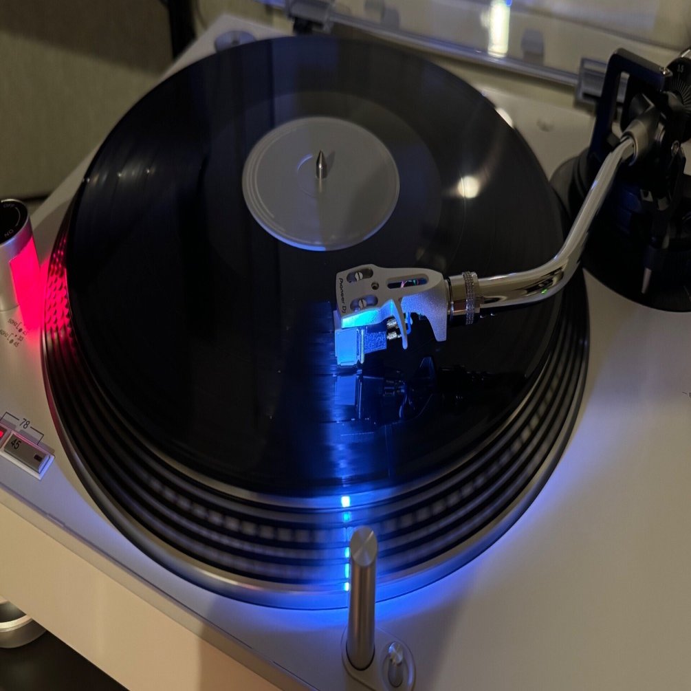 ターンテーブルを買った話｜YUKI