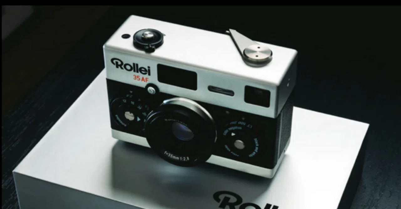 一粒万倍日値下げ11月2日まで☆希少☆Rollei 35LED
