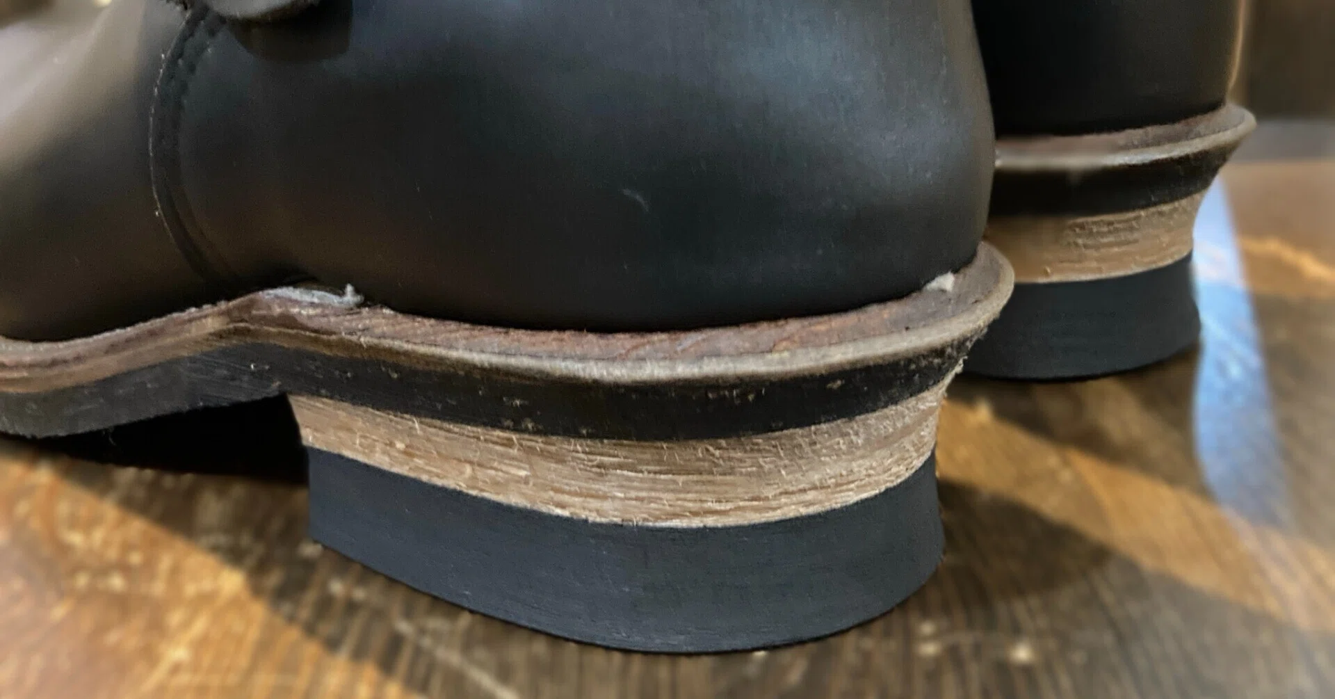 トップリフト交換】Red Wing #2268 Engineer Bootsのヒール交換｜CREA
