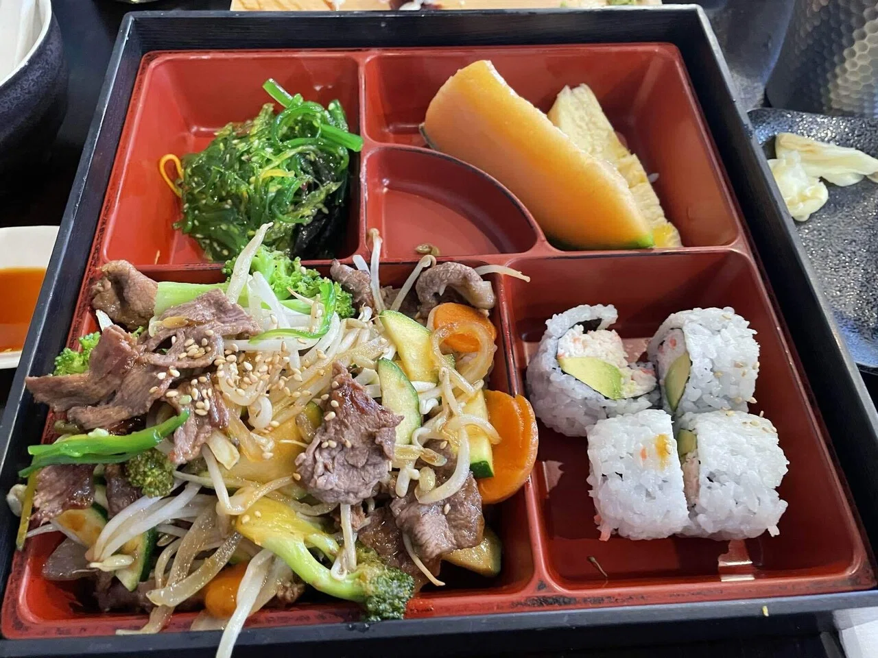 カナダ　ネイティブ　ベントボックス Bento（ベントー）という英語！カナダのBento事情【カナダ生活ログ】｜yuki