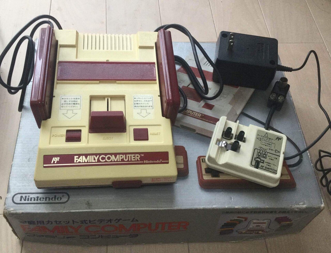 ファミコン RFスイッチ（ファミコン スーパーファミコン ツイン