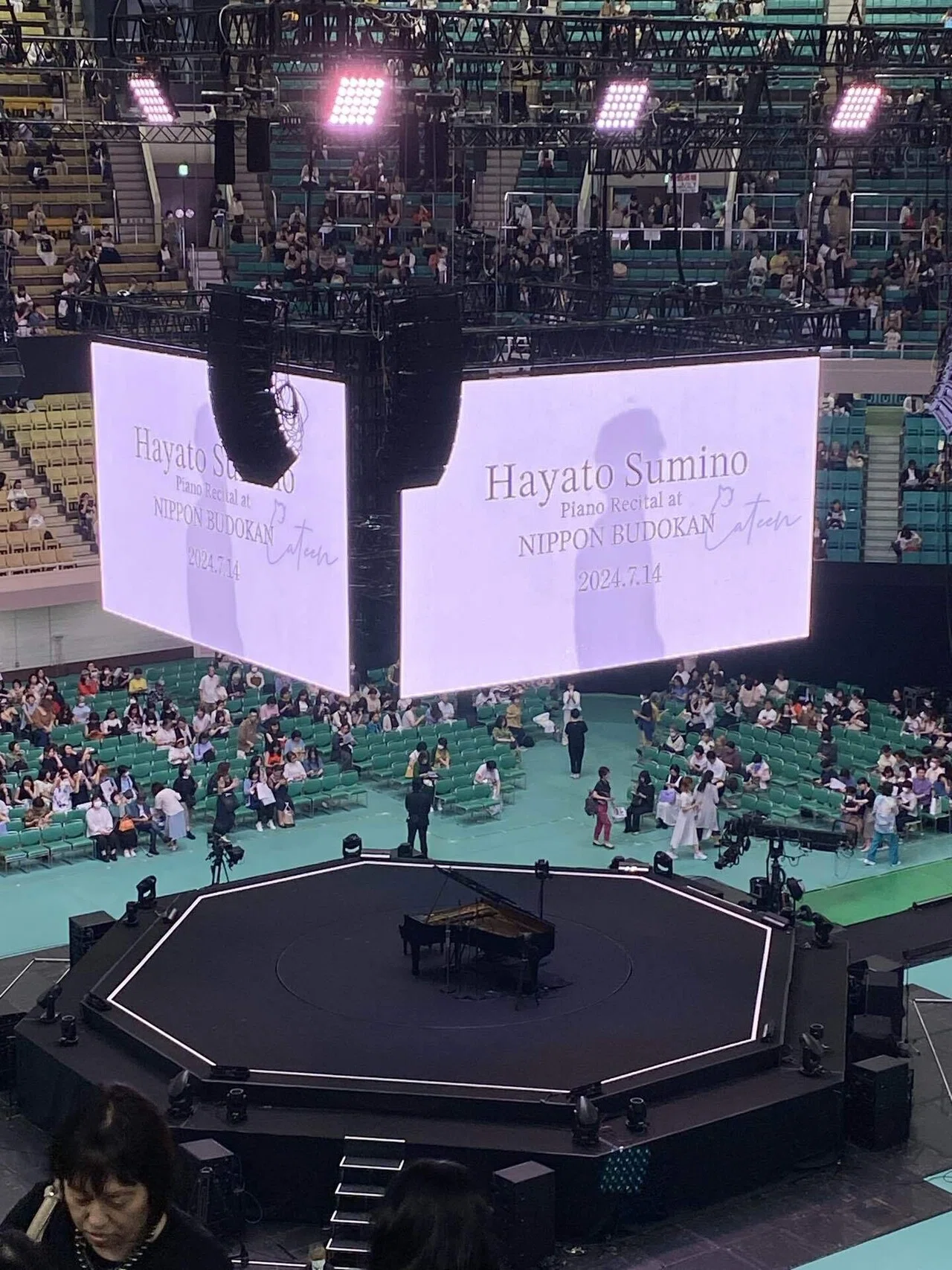 角野隼斗さんの武道館 ピアノリサイタル🎹｜ゴロじろう