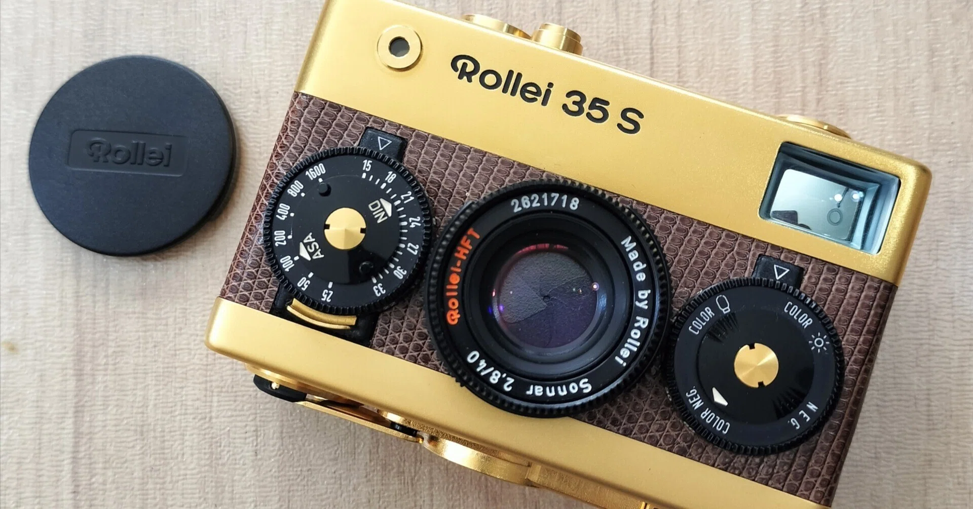 Rollei 35の前板分解｜フィルムカメラ修理のアクアカメラ