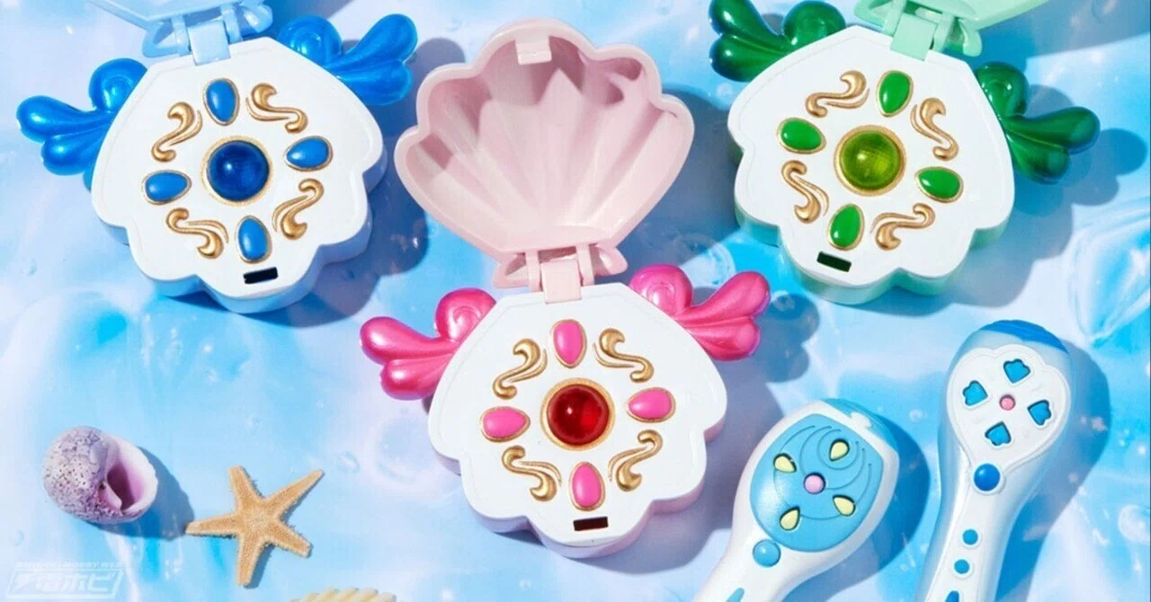 ぴちぴちピッチ　アクアピッチコンパクト アニメ20周年「ぴちぴちピッチ」のコスメが登場！アクアピッチ型のハイ