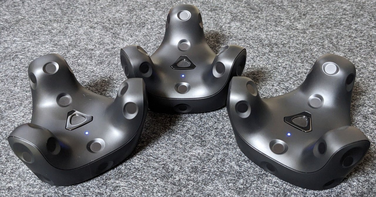 美品 vive トラッカー 4個 VRCHAT フルトラッキング機材 フル 美品 vive トラッカー 4個 VRCHAT フルトラッキング機材 フル