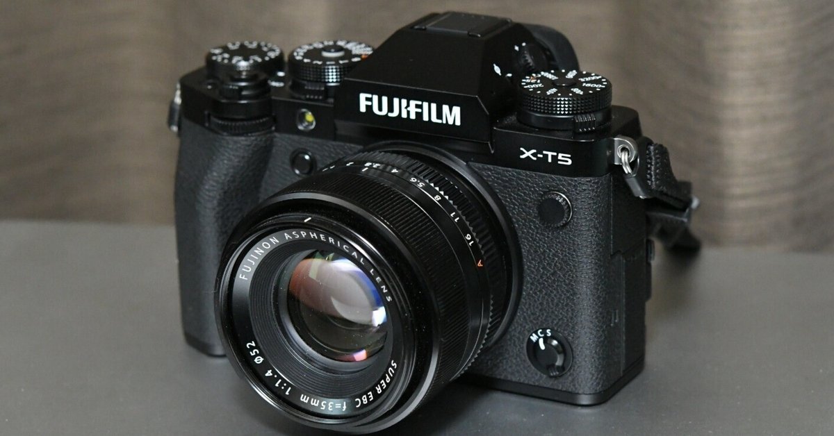 使用回数極少美品 FUJIFILM X-T4 ブラック 保証書付〔10ヶ月残り