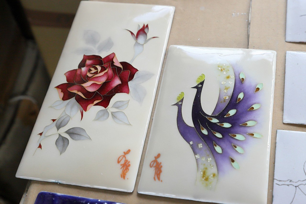 この世界にあえて身を投じた。七宝焼きの名門“ゴダイメ（五代目）”の