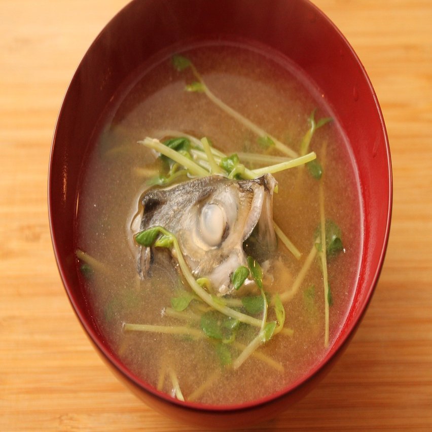 鯵の味噌汁は分煮るとおいしい 樋口直哉 Travelingfoodlab Note