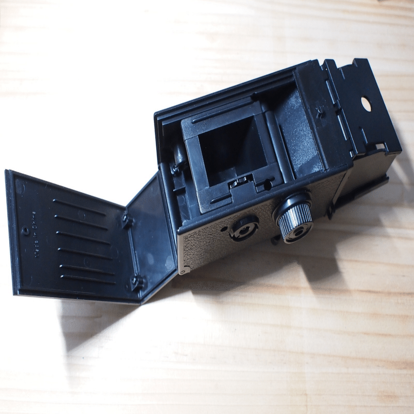 今さら学研二眼レフを組んで…さっそく改造を試みた｜おしゃま