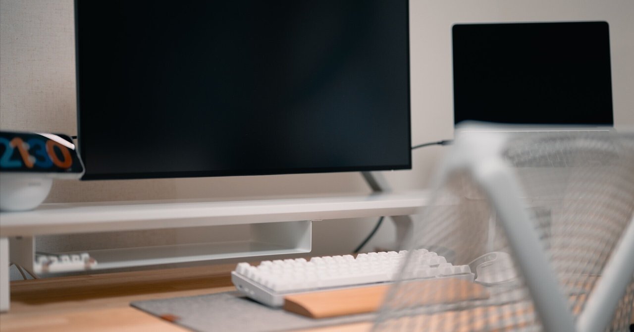 デスク環境整備#04 デスクシェルフとキーボード｜みかづき