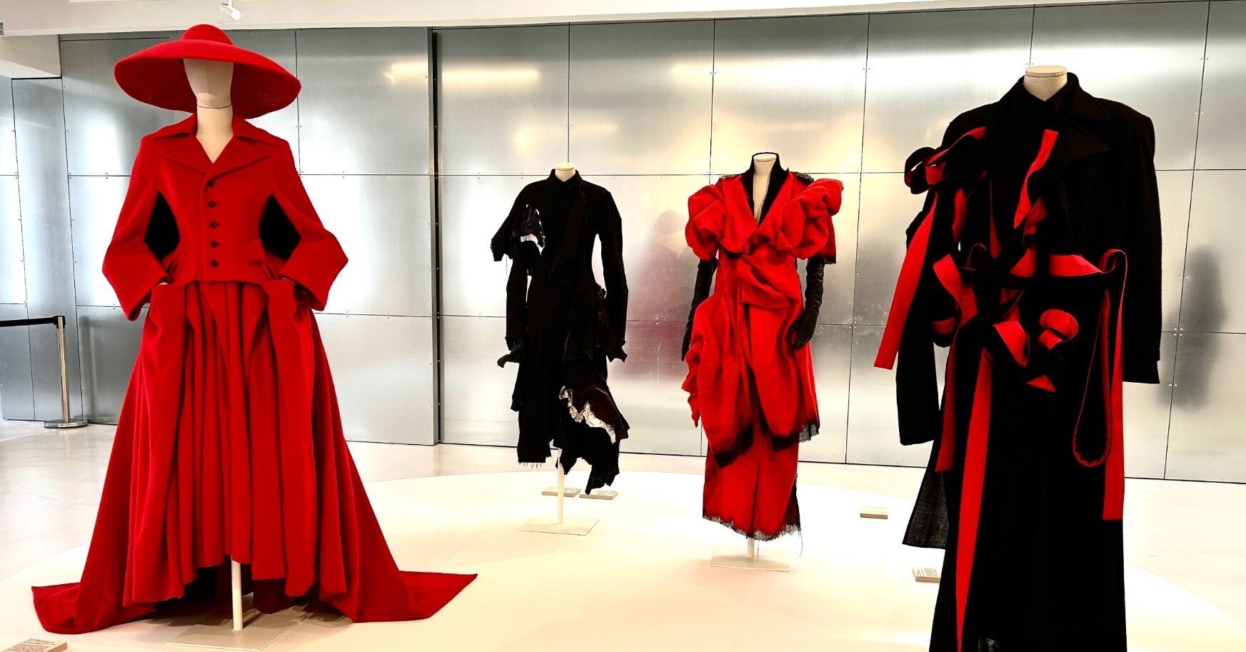 都市とモードのビデオノート 山本耀司 DVD Amazon.co.jp: 都市とモードの