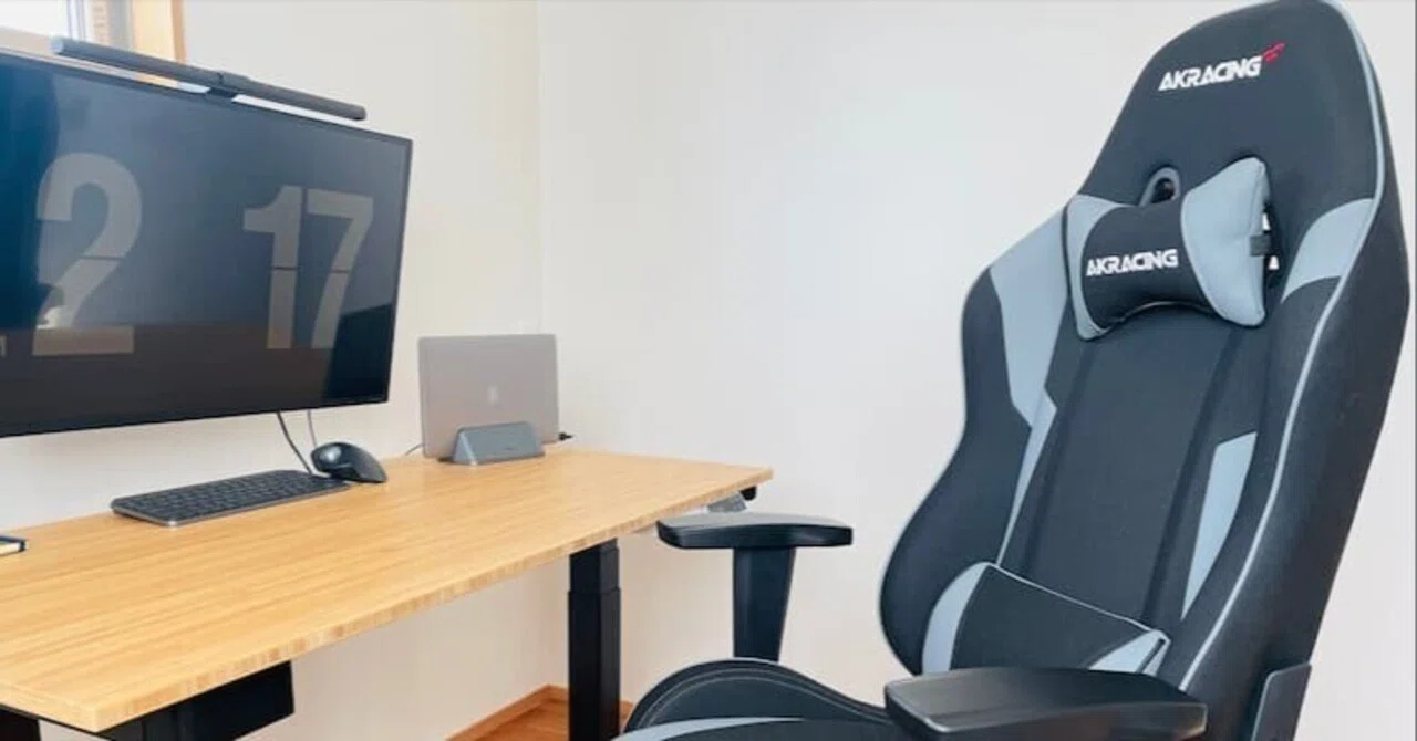 AKRacing Wolf レビュー。組み立て簡単。女性の身長でもOK。勉強や AKRacing Wolf レビュー。組み立て簡単。女性の身長でもOK。勉強や