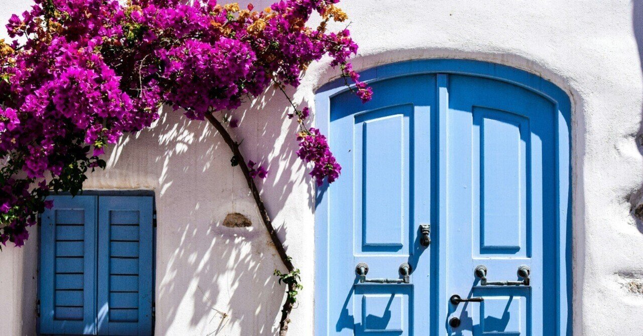 エーゲ海に浮かぶ魅惑的なミコノス島のウォーキングツアー動画を紹介