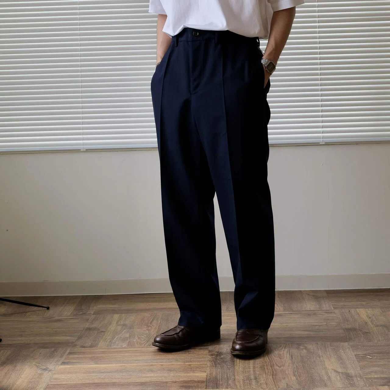 新品 谷吹 OKA ストライプ ポケット 1タック ワイド スラックス パンツ about “谷吹” 世界に一本のスラックス｜水岡