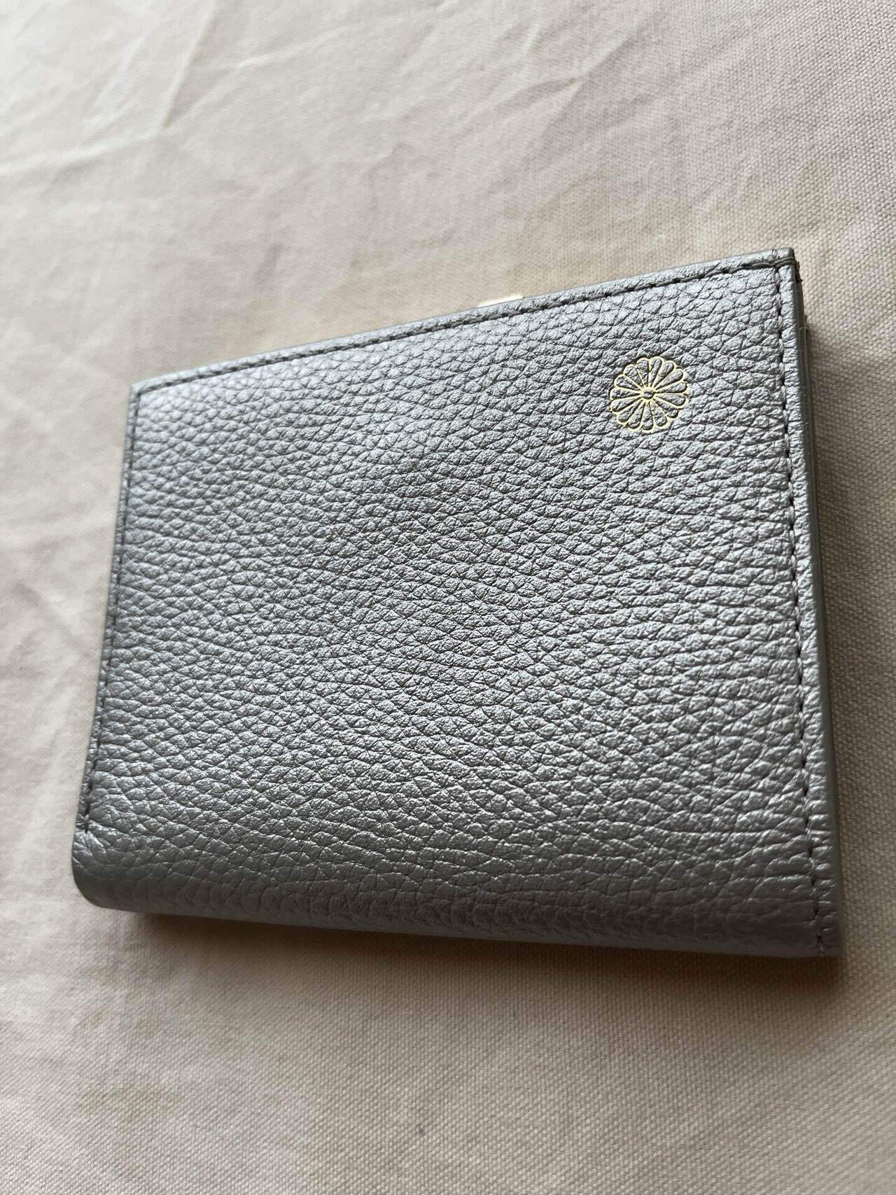 皇居の財布｜椎名