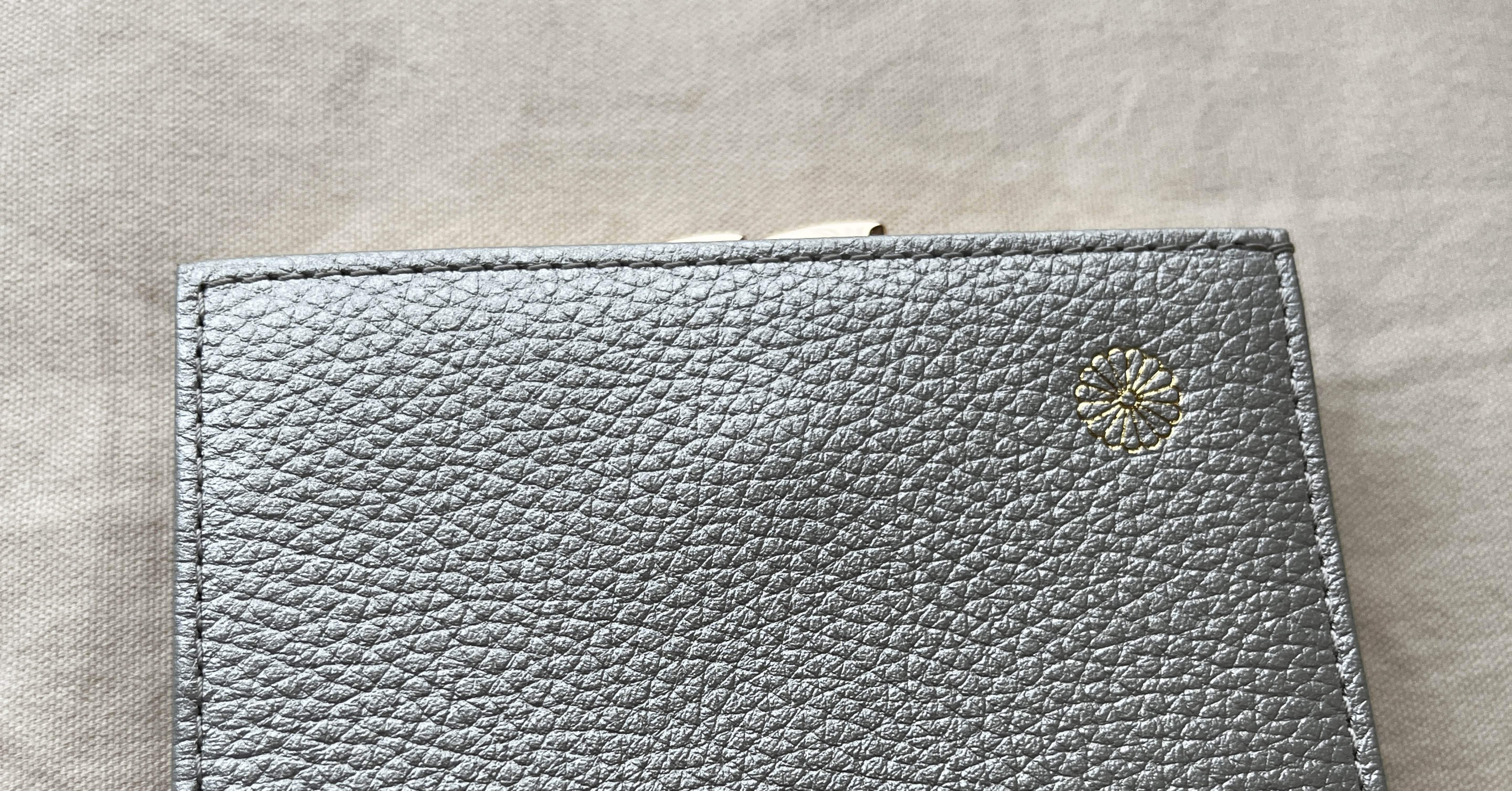 69d52ead960f23d1867a93f8aae7bb