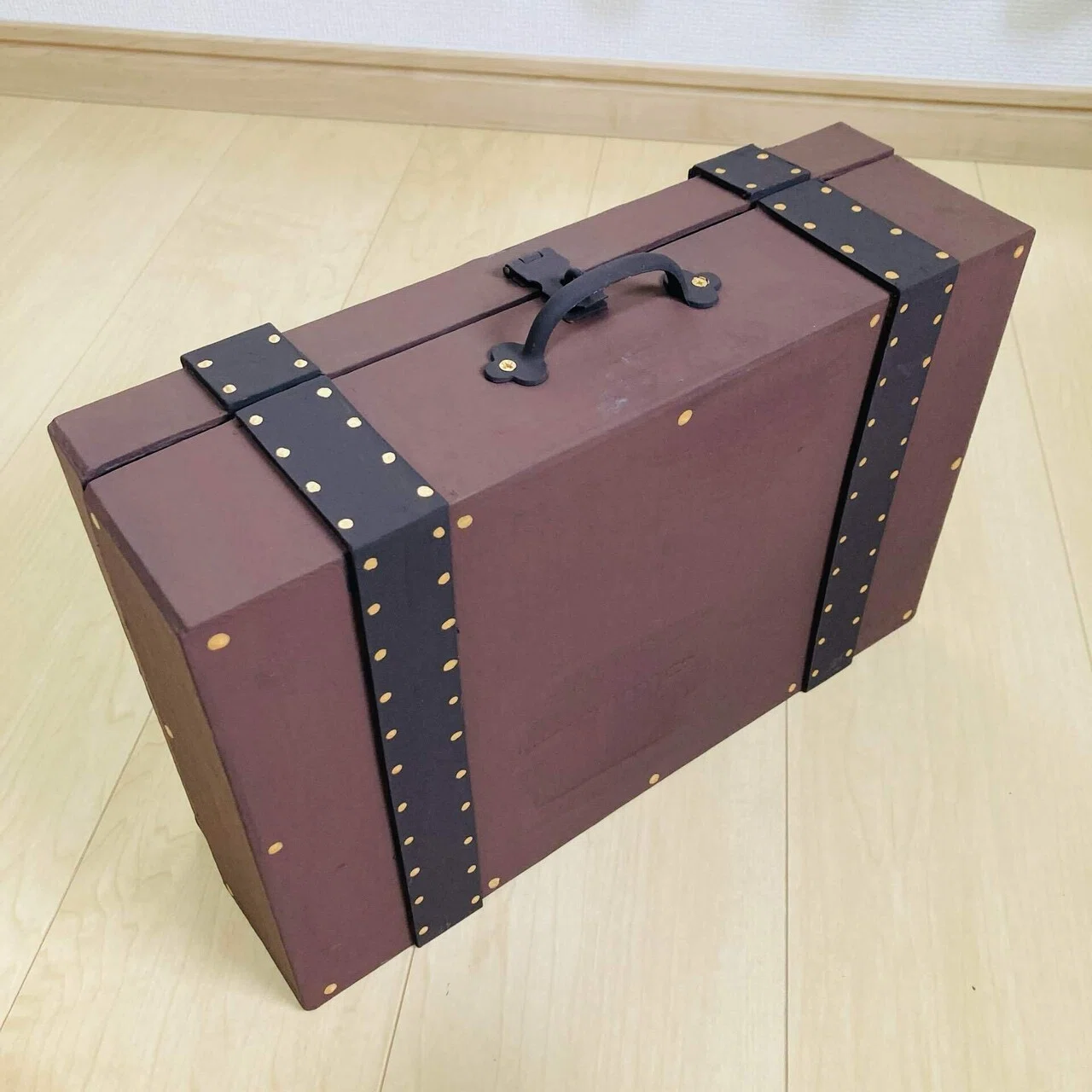中古のトランク型箱をリメイクしてみた｜鼠の王国製作所