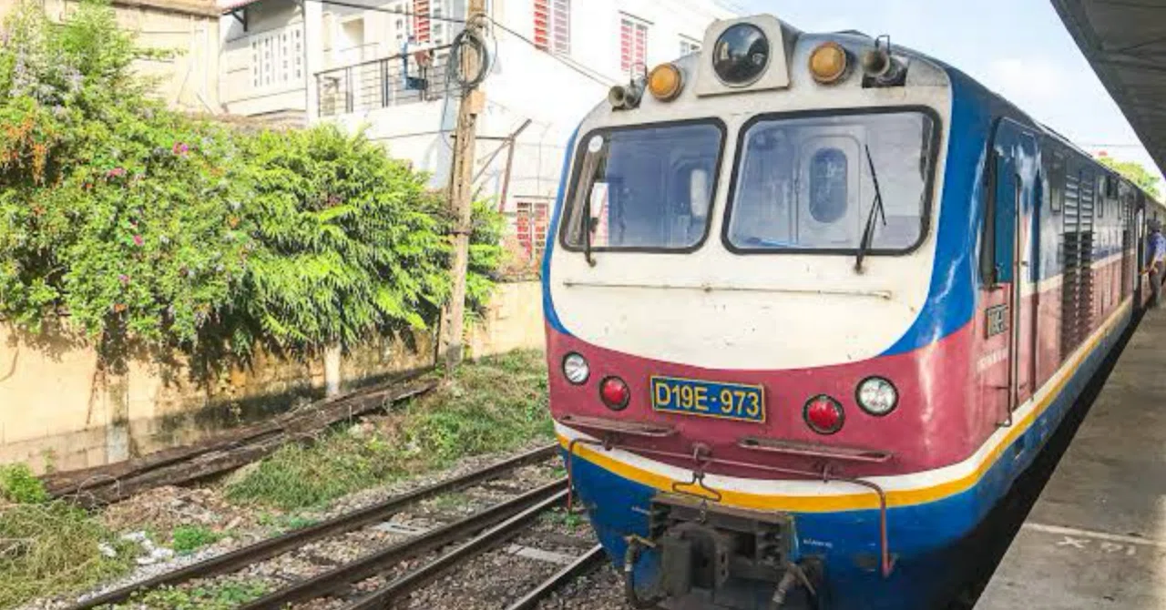 ベトナム統一鉄道に乗った（ダナン→フエ）｜おのの